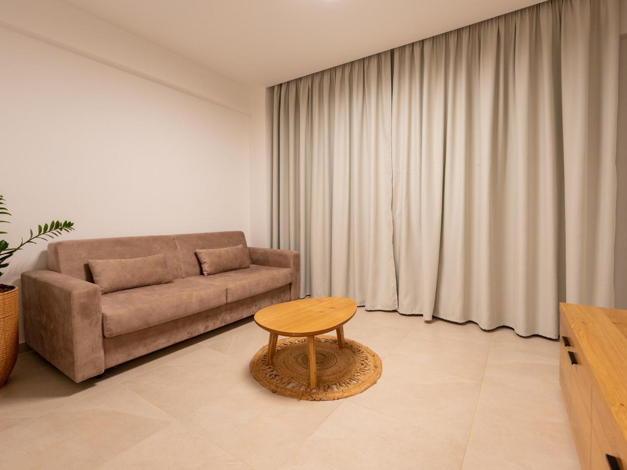Antony'S Luxury Apartments Nikiti  Exterior photo