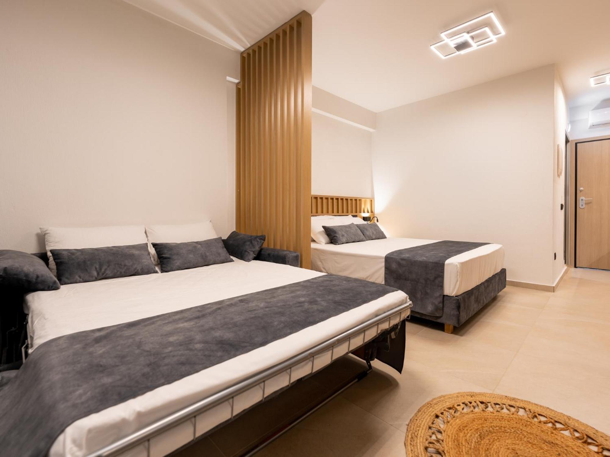 Antony'S Luxury Apartments Nikiti  Exterior photo